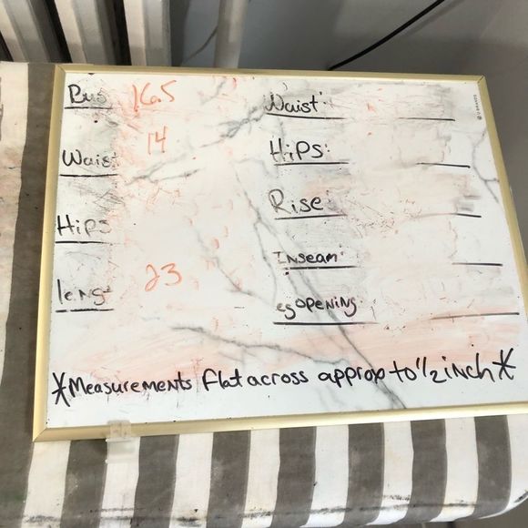 🔥 5 for 25🔥 Ric rac montage sleeveless mixed print tiered top - Picture 10 of 10